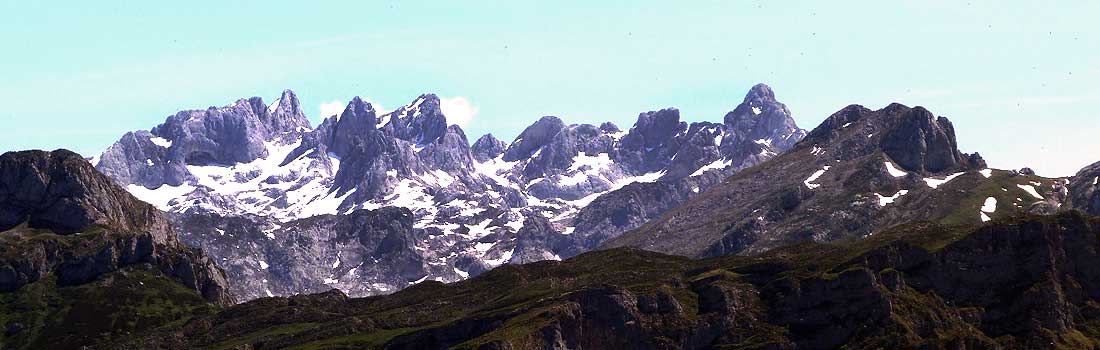 Macizo de los Picos de Europa en Asturias
